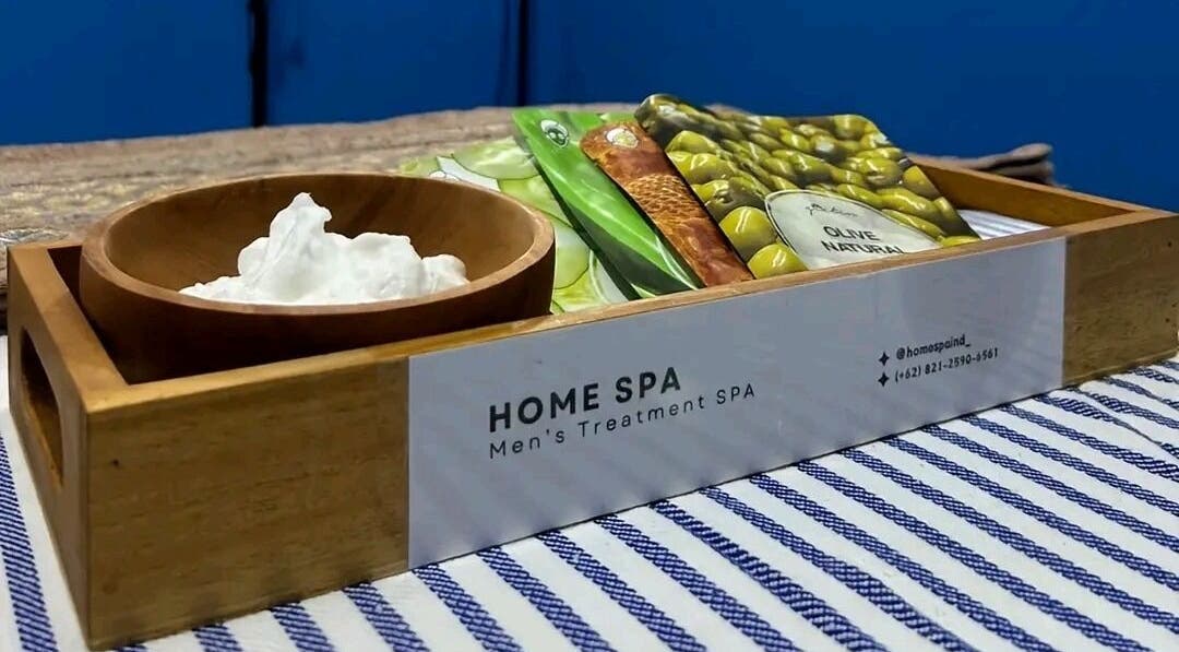 Bak perawatan spa di Balinese Reflexology, Kuala Lumpur, Wilayah Persekutuan Kuala Lumpur, MY, dengan produk alami.