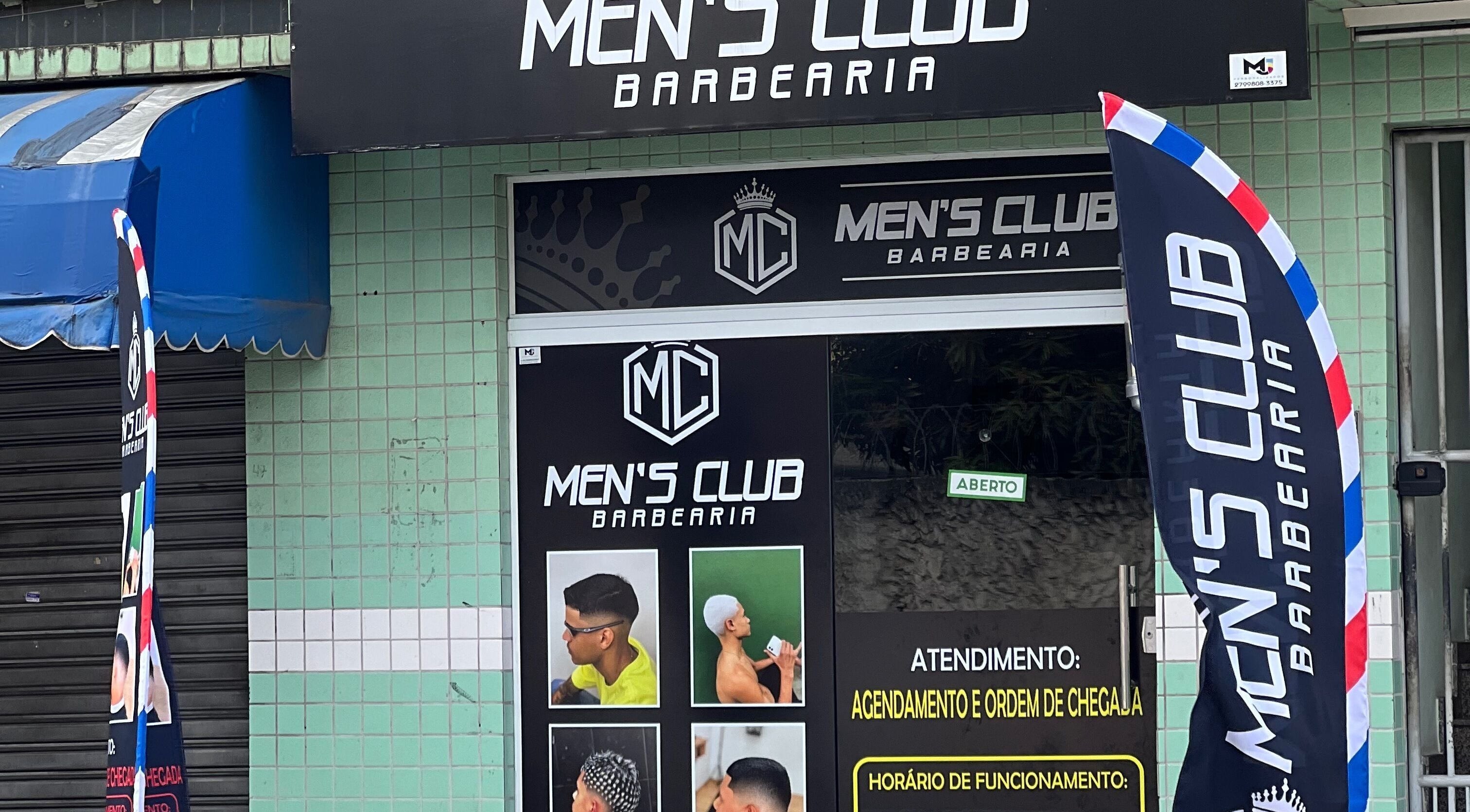 Fachada da Men's Club, barbearia em Espírito Santo, BR, com decoração moderna.