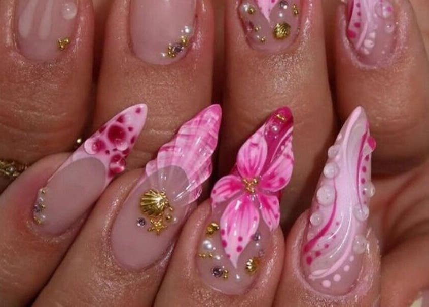Pink floral and intricate nail art at Labelle Nails Studio, Durban, Kwazulu-natal, ZA.