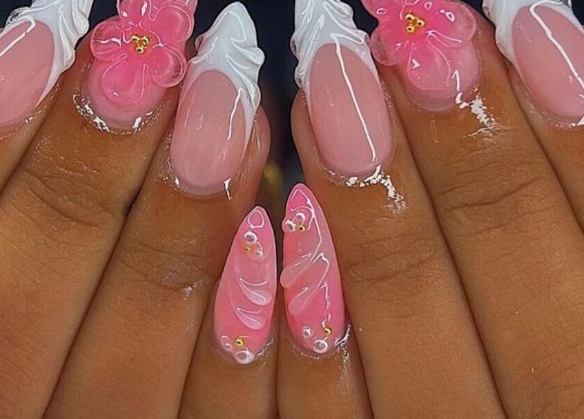 Exquisite pink floral nail art at Labelle Nails Studio, Durban, Kwazulu-natal, ZA.