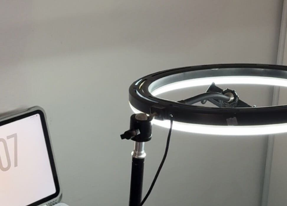 L'éclairage professionnel de SRN LASH STUDIO à Nice, Provence-alpes-côte d'Azur, FR, pour des prestations parfaites.