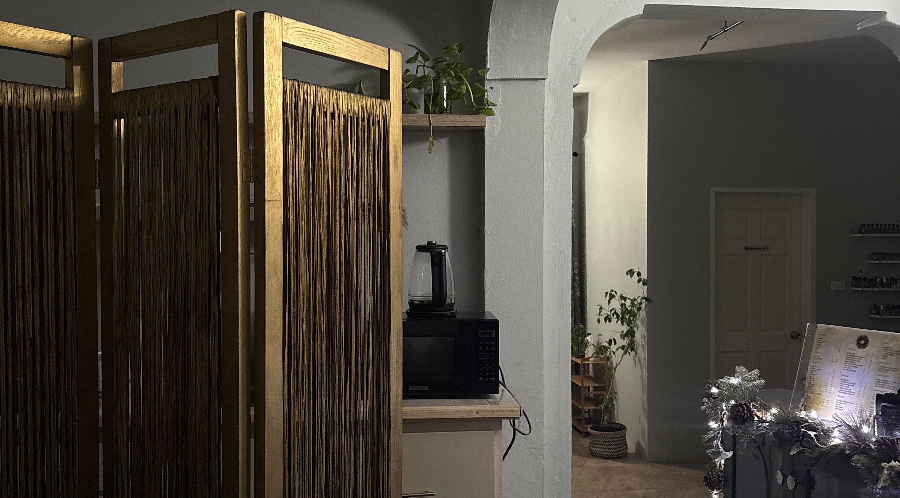 Tranquil waiting area at daffodils beauty salon & spa, Basseterre, Saint George Basseterre Parish, KN.
