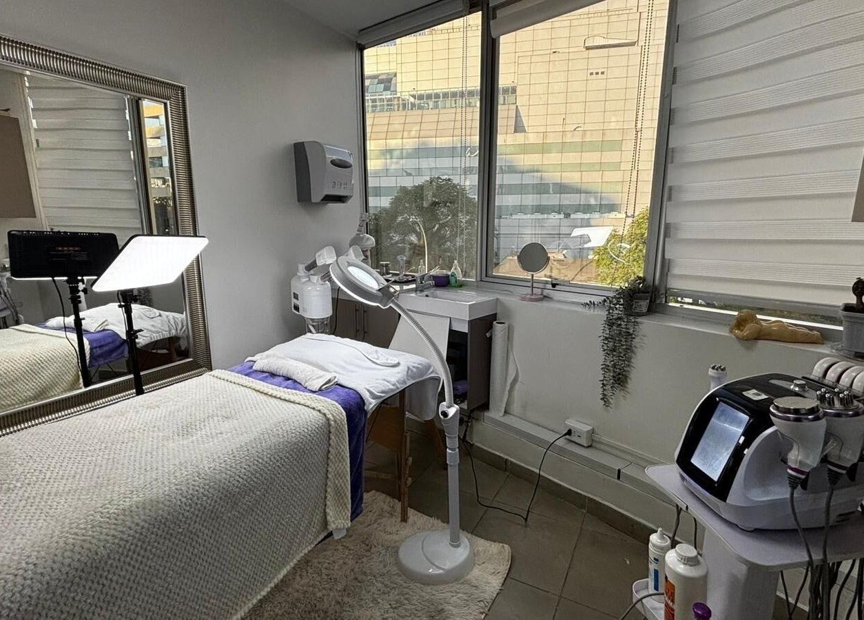 Sala de tratamiento en Time For You, Providencia, Región Metropolitana, CL, equipada para cuidados de belleza.