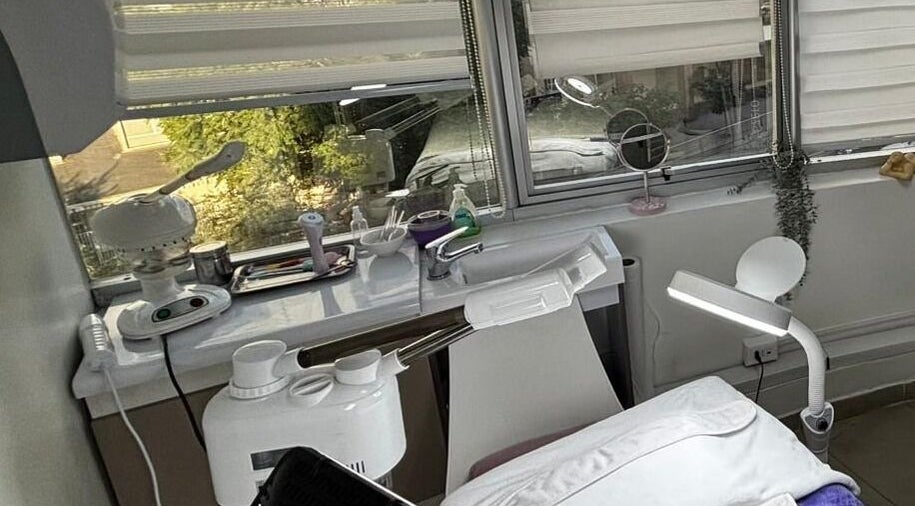 Sala de tratamientos en Time For You, Providencia, Región Metropolitana, CL, equipada para el bienestar.