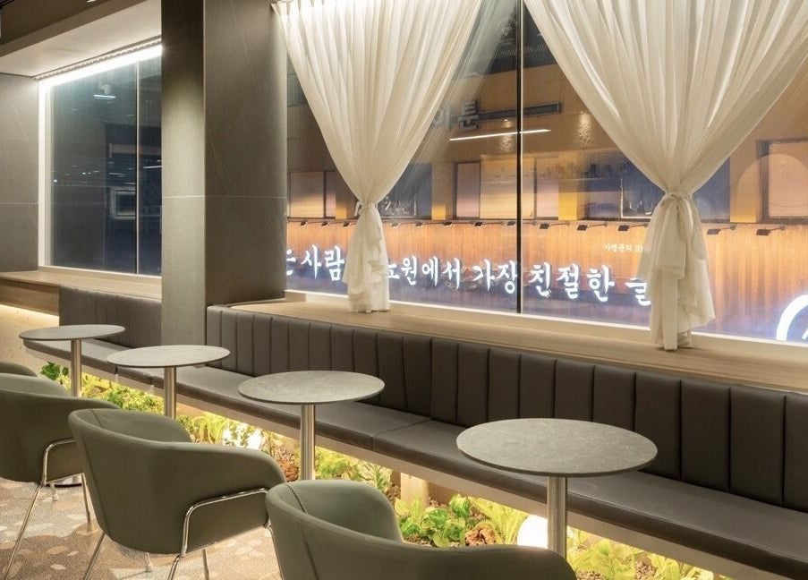 Modern seating area at Hair The Beau Nowon, located in 서울특별시, 서울특별시, KR.