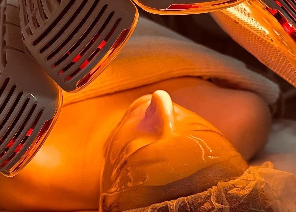 Facial LED therapy at Skin and Laser Studio in St Leonards, New South Wales, AU enhances skincare glow.