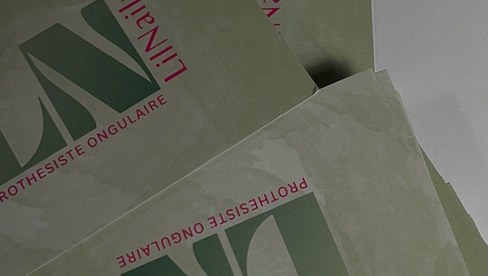 Brochures de LilNailz, Clermont-Ferrand, Auvergne-Rhône-Alpes, FR. Design esthétique et professionnel.