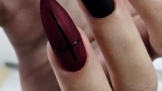 Rs Royal Nails Style