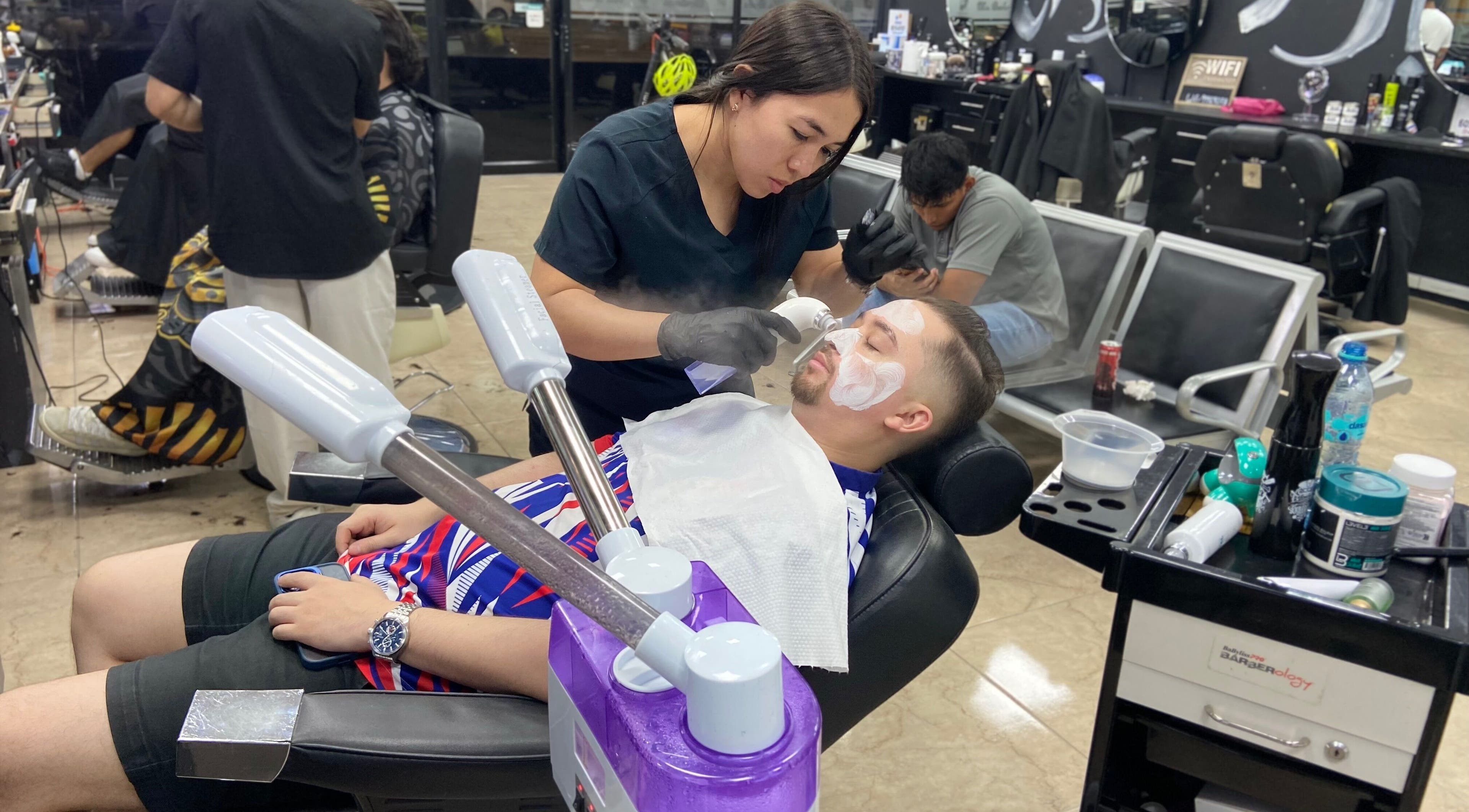 Tratamiento facial en Kavod studio Dual, Panamá, Provincia De Panamá, PA para mejorar la piel del rostro.