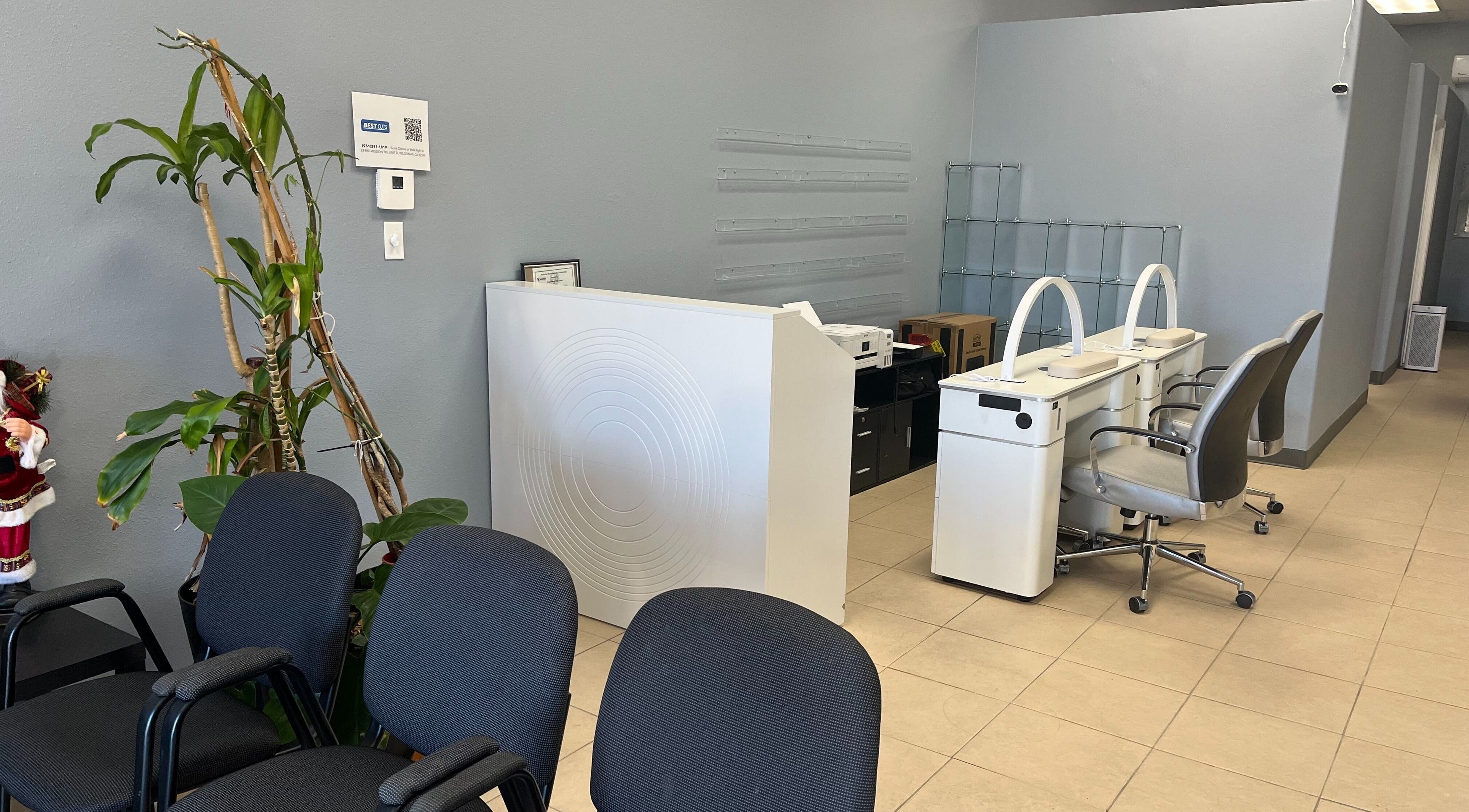 Reception and stylish seating at BEST CUTS, Wildomar, California, US.