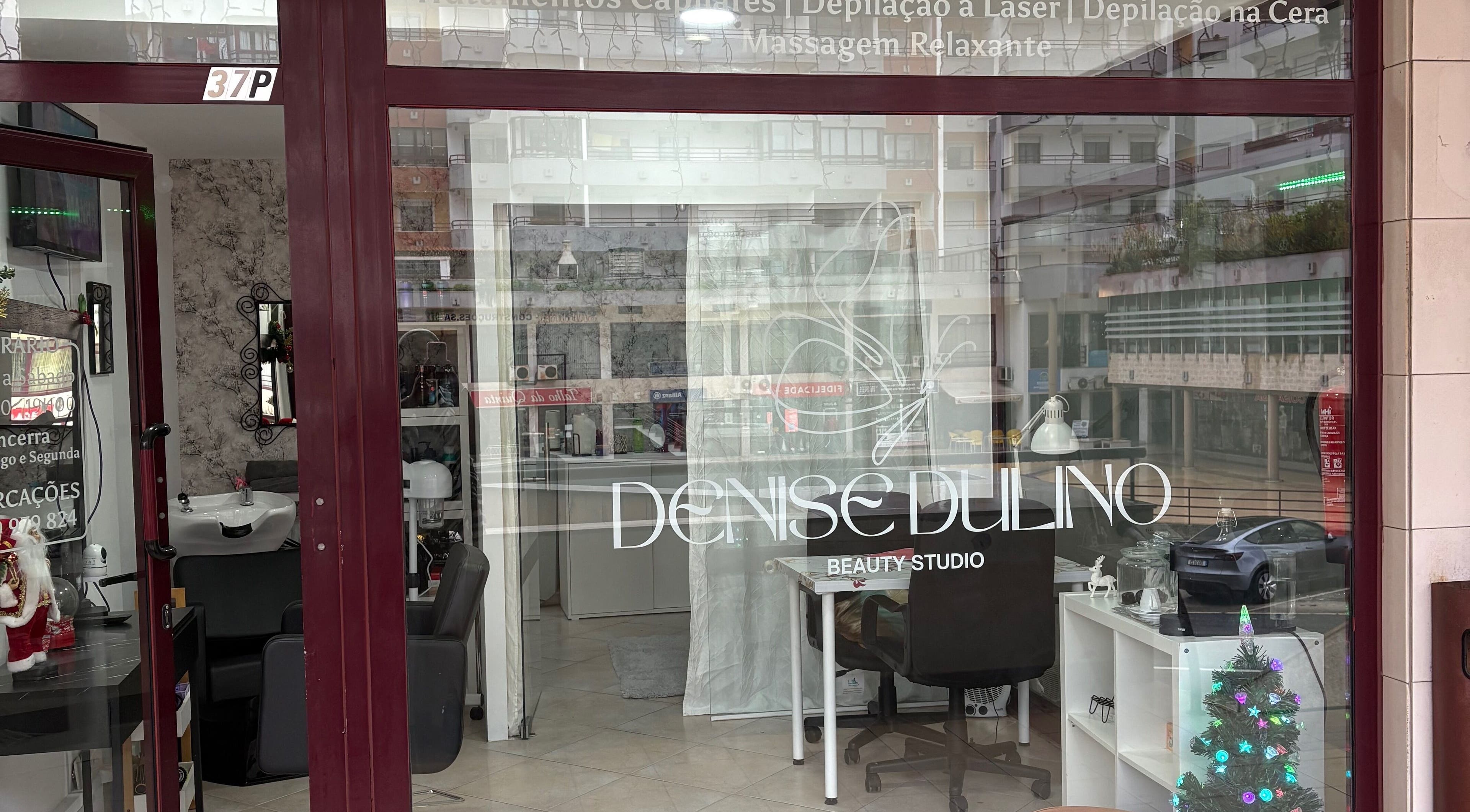 Entrada do Denise Dulino Beauty Studio em Setúbal, Setúbal, PT, refletindo sofisticação e acolhimento.
