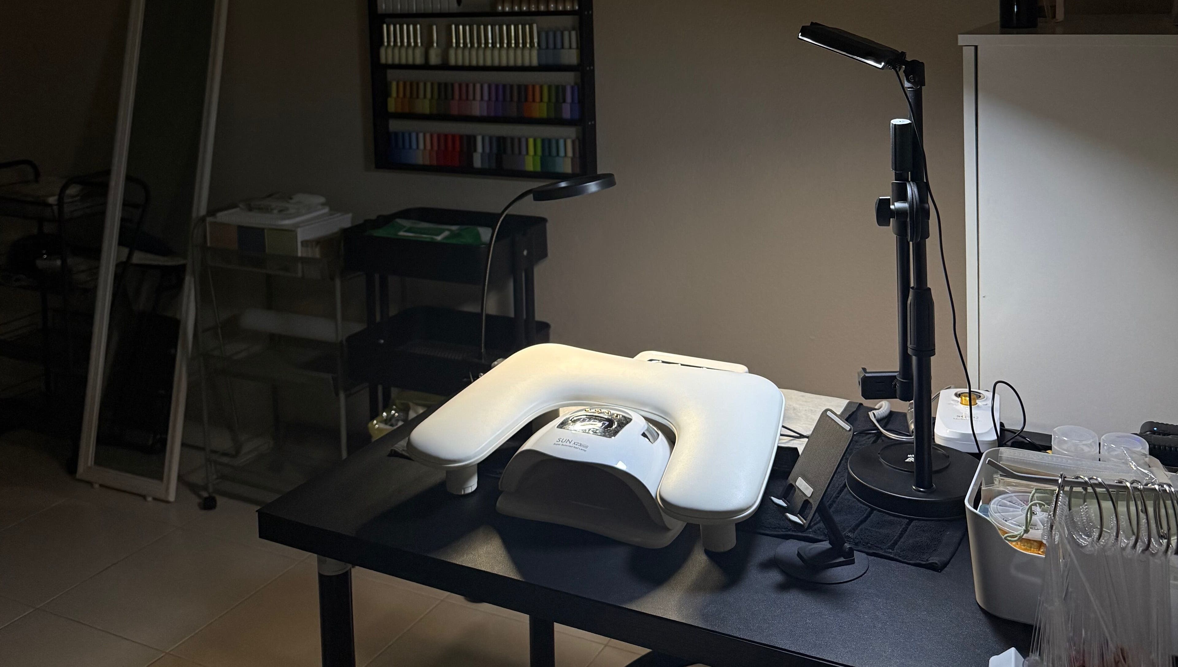 HSQ BEAUTY nail station setup at Balik Pulau, Pulau Pinang, MY, featuring modern equipment and ambient lighting.