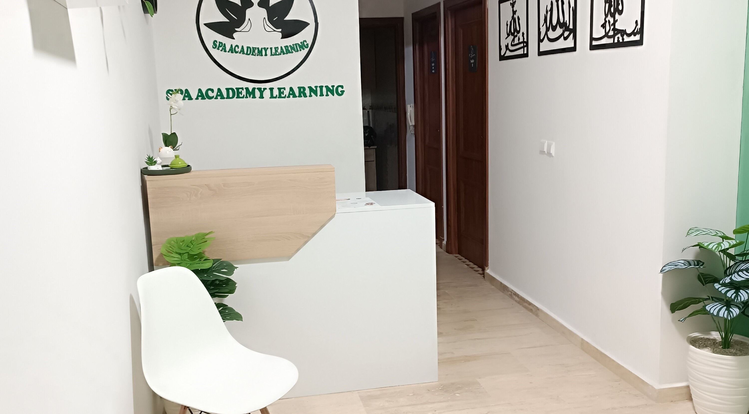 Entrée élégante de Spa academy learning à Casablanca, Casablanca-settat, MA.