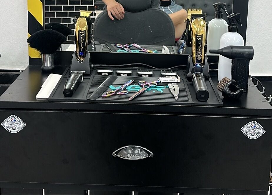 Elegant salon styling station at BussinesAccount, Buenos Aires, Ciudad Autónoma De Buenos Aires, AR.