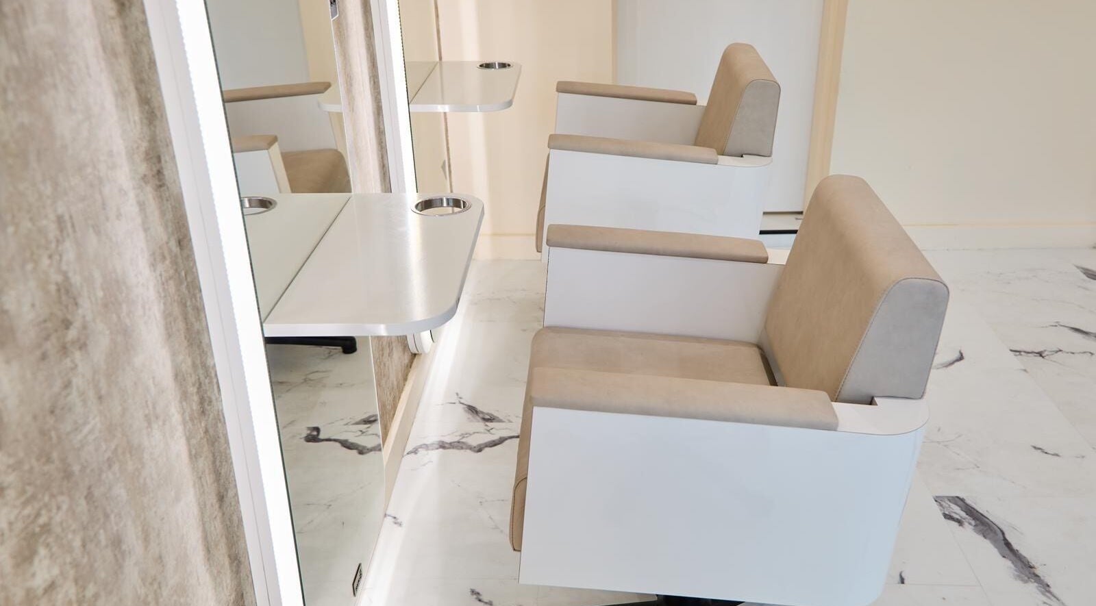 Luxury salon chairs at S.Rose By Linda, Ramsbottom, England, GB enhance your beauty experience.