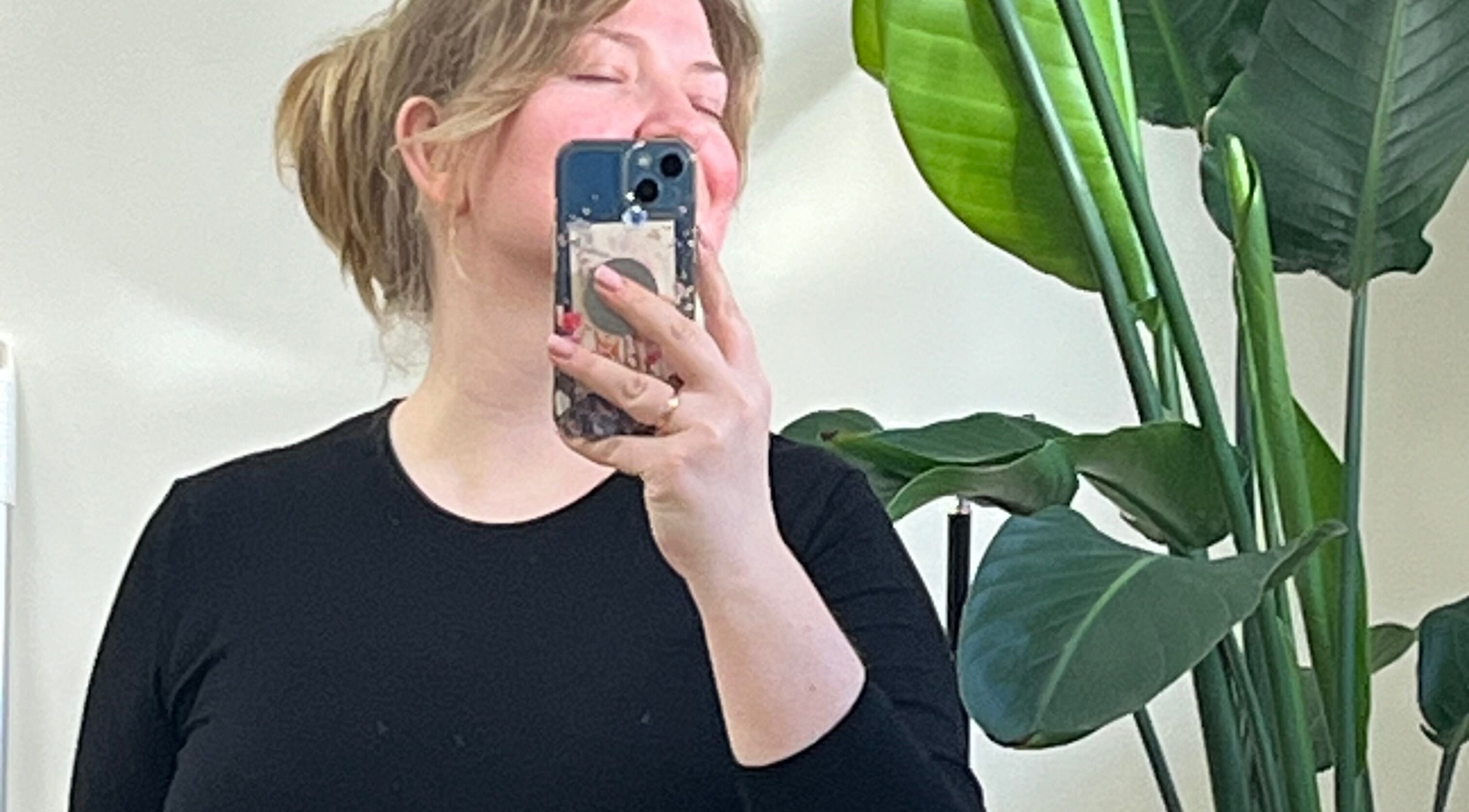 Интерьер Lainehelk OÜ с зелеными растениями, Таллинн, Харьюмаа, EE.