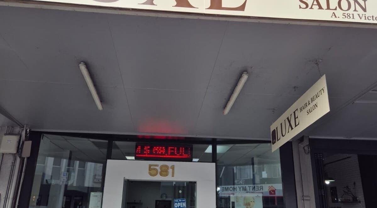 Entrance of Luxe Hair & Beauty Salon at 581 Victoria Street, Hamilton, Waikato Region, NZ.
