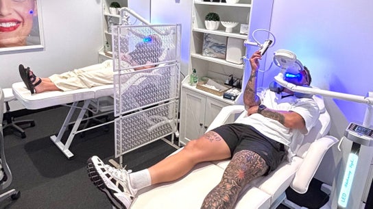 White and Bright Teeth Whitening Studio