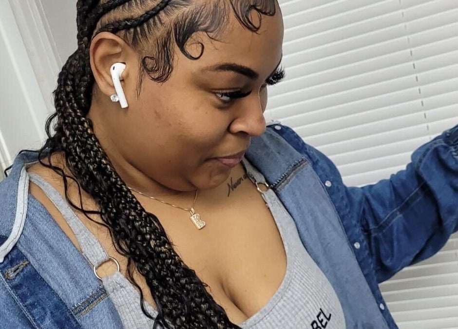 Tresses soignées chez Fef Hair Braiding Salon à Euless, Texas, US. Découvrez la beauté et la précision.