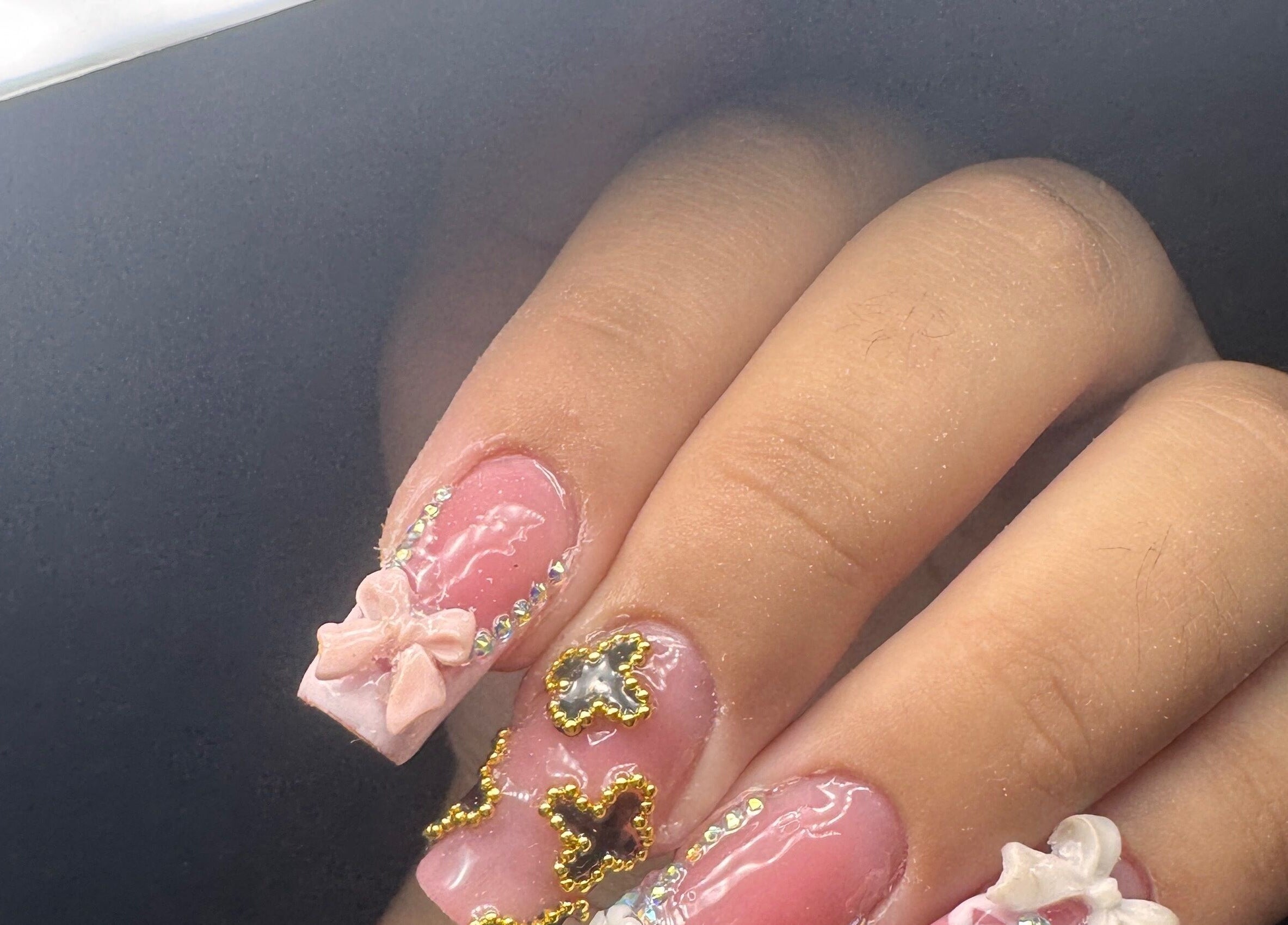 Chic 3D nail art from System Nails, Ingeniero Pablo Nogués, Provincia De Buenos Aires, AR.