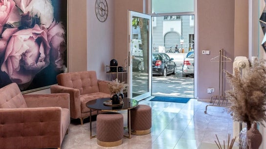 Massage by Ella ( Massage nur Frauen )