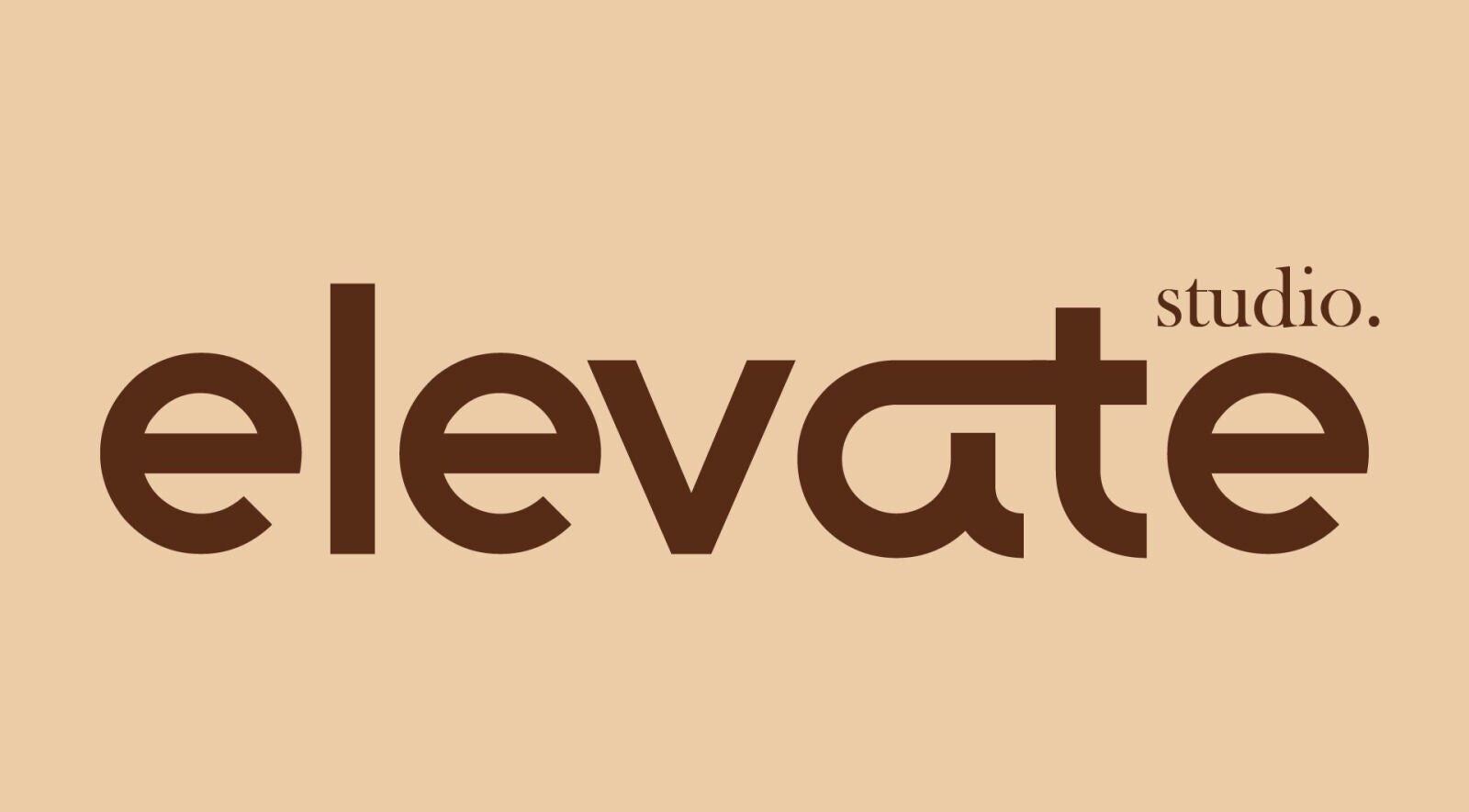 Logo de Studio Elevate sarl à Annet-sur-marne, Île-de-france, FR, sur fond beige.