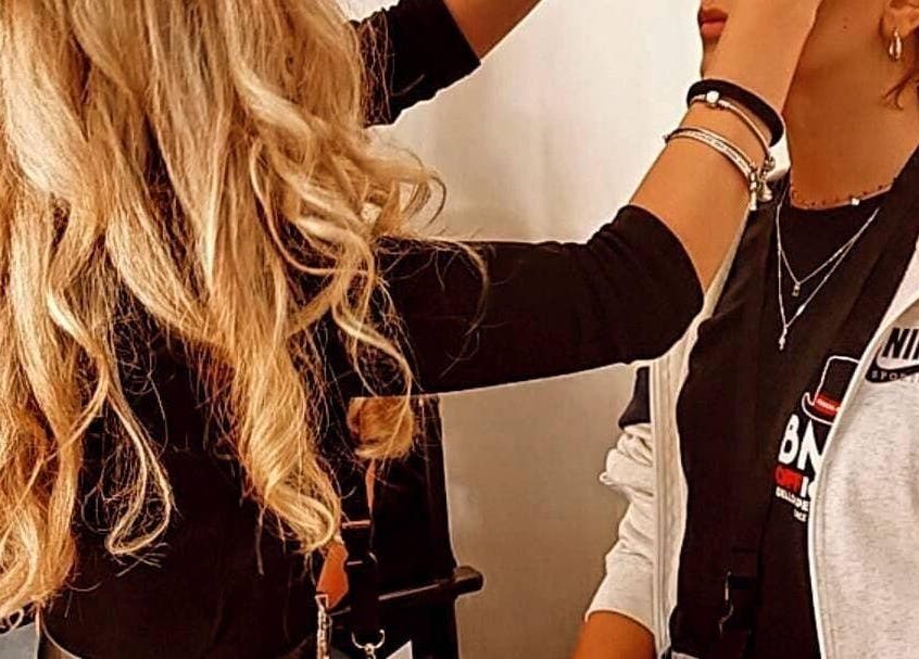 Chiara Gulino makeup artist applica trucco a Siracusa, Sicilia, IT.