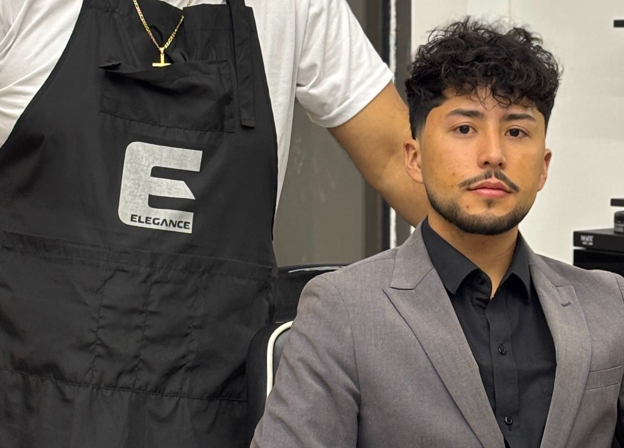 Cliente satisfecho con corte de cabello en Barberia By Yosmer Yanez, Quito, Pichincha, EC.