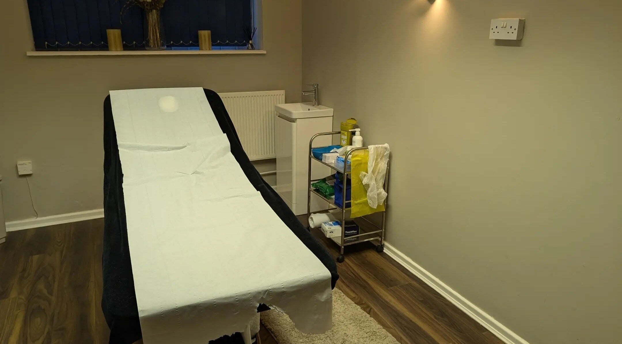 Calming treatment room at Insta Aesthetics in Ashton-under-Lyne, England, GB. Ideal for wellness and relaxation.