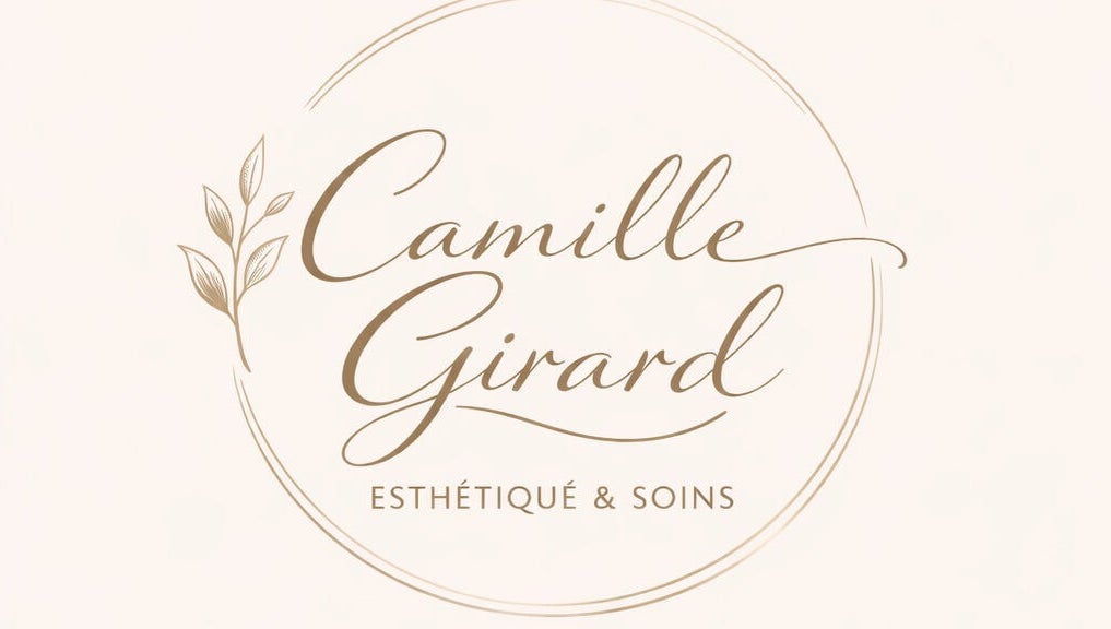 Logo de Camille Esthétiques & Soins à Rouyn-noranda, Québec, CA avec design élégant et feuillage.