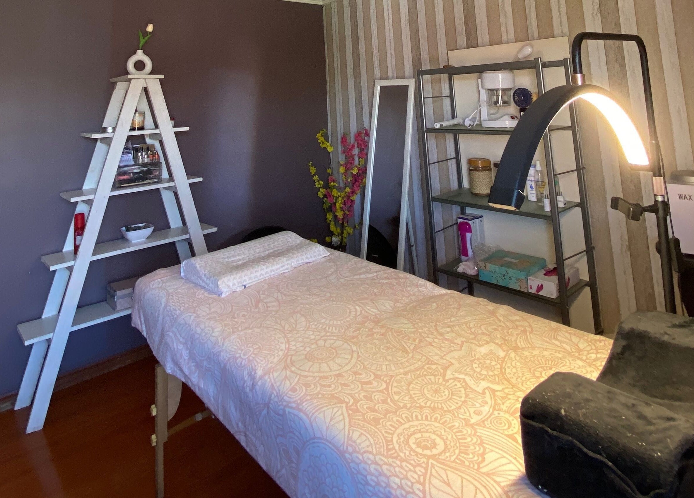 Sala de tratamiento en Centro estético Elyta’S, Región Metropolitana, Región Metropolitana, CL.