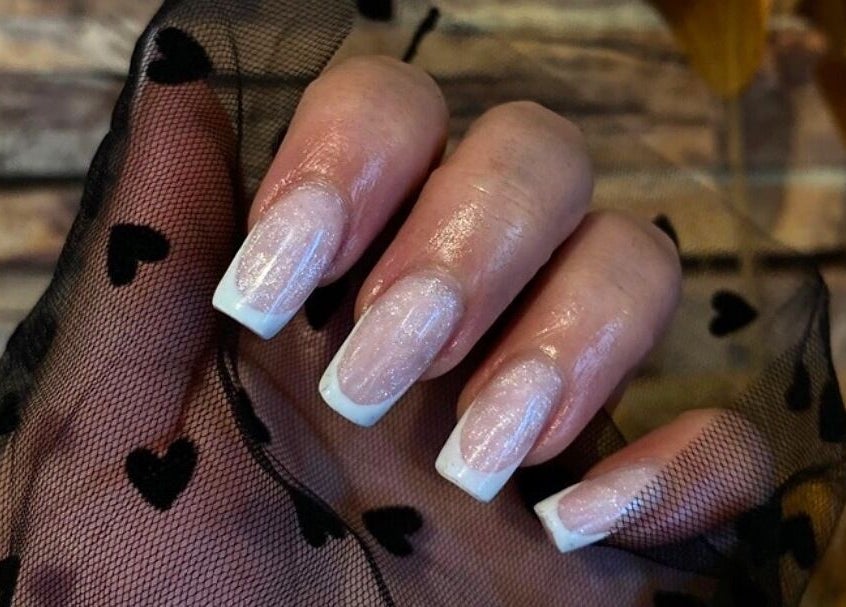 Manucure élégante chez Viictoriia n’ails à Miramas, Provence-alpes-côte D'azur, FR.