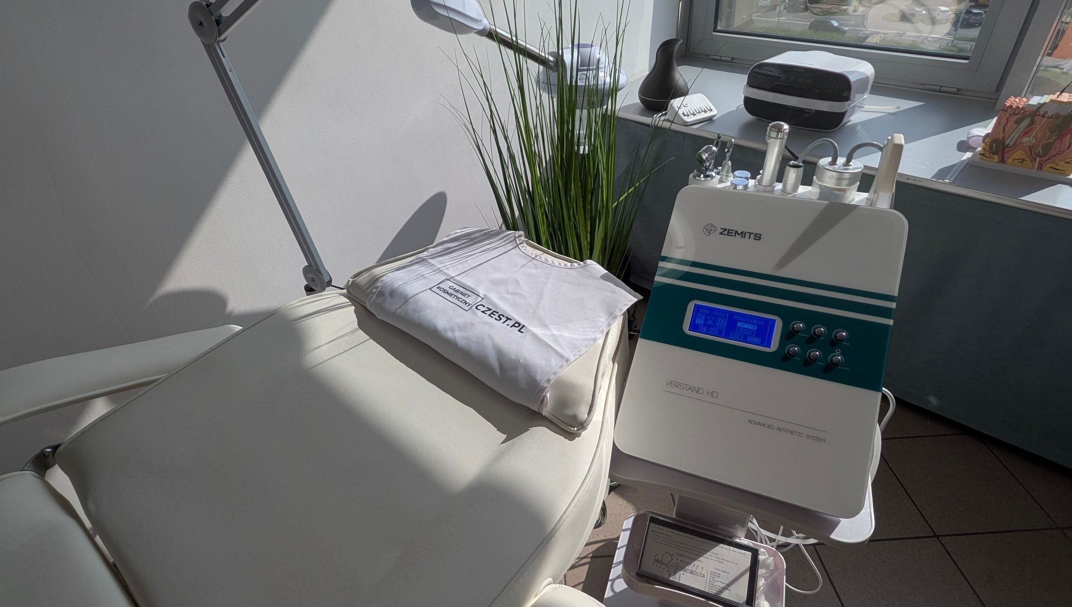 Gabinet kosmetyczny Anastasiia Drabowicz w Częstochowie z nowoczesnym sprzętem do zabiegów.