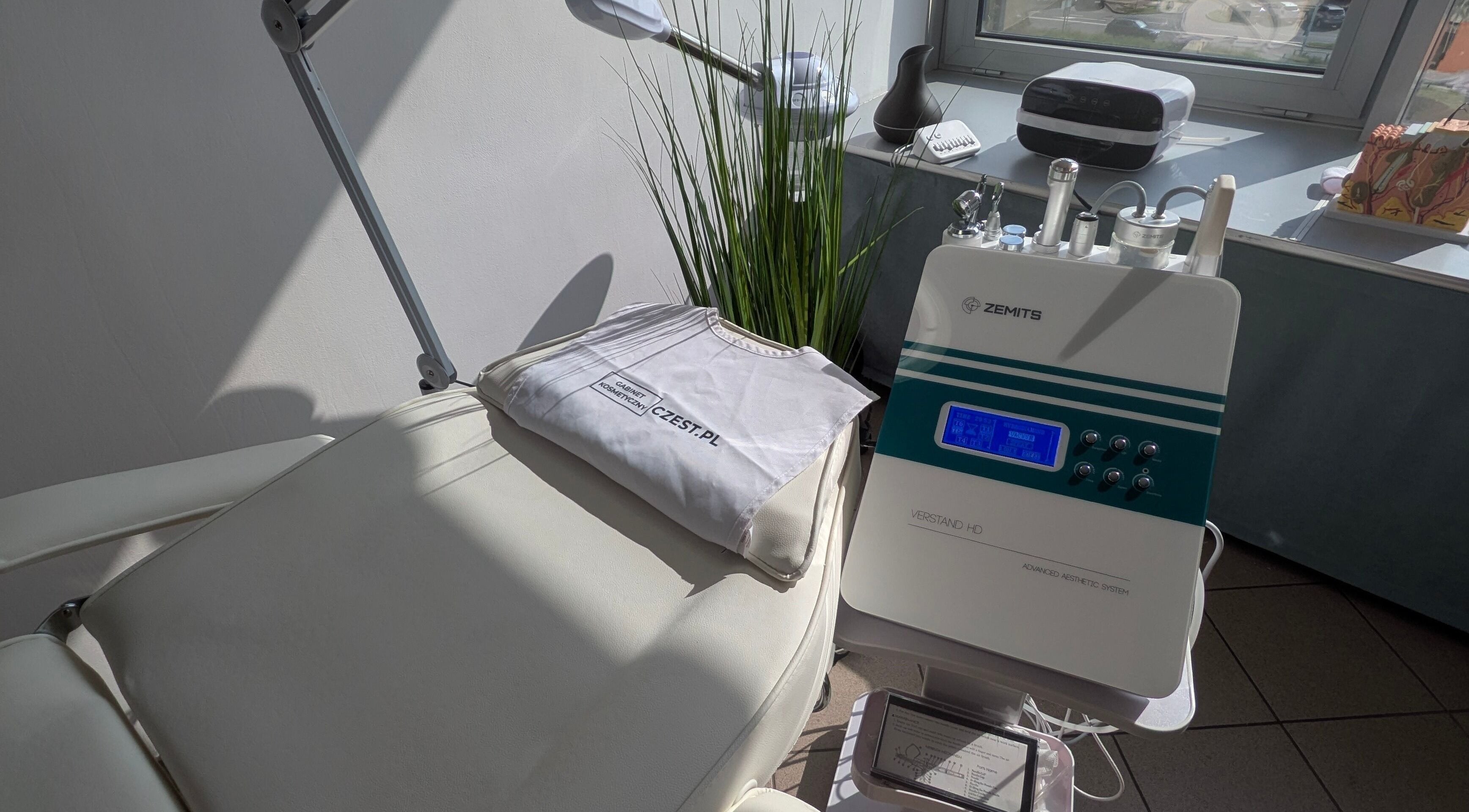 Gabinet kosmetyczny Anastasiia Drabowicz w Częstochowie z nowoczesnym sprzętem do zabiegów.