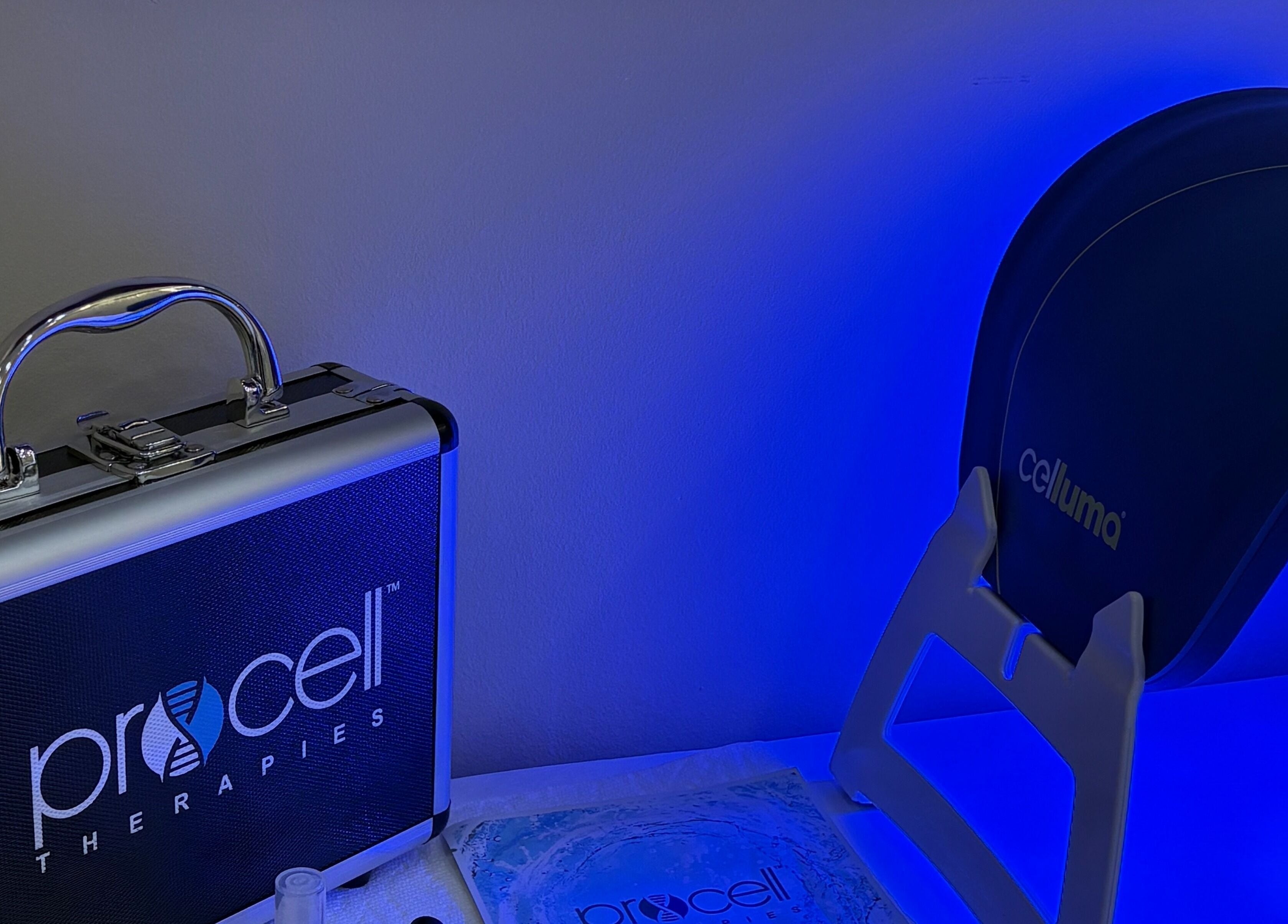 Procell Therapies and Celluma device at Beautique Seoul Studio, Toronto, Ontario, CA.