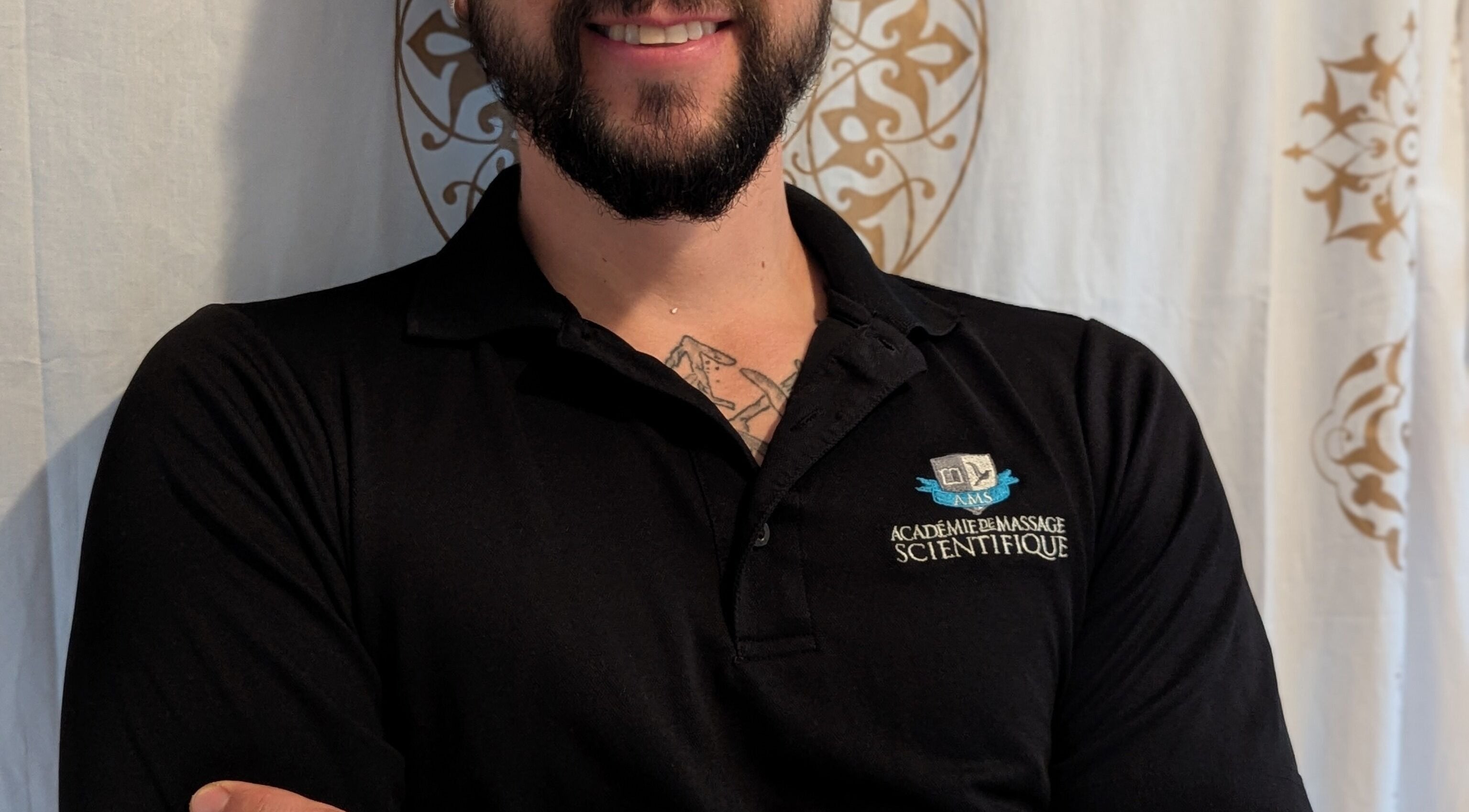 A smiling professional from Espace Ayana - Massothérapie in Québec, Québec, CA.