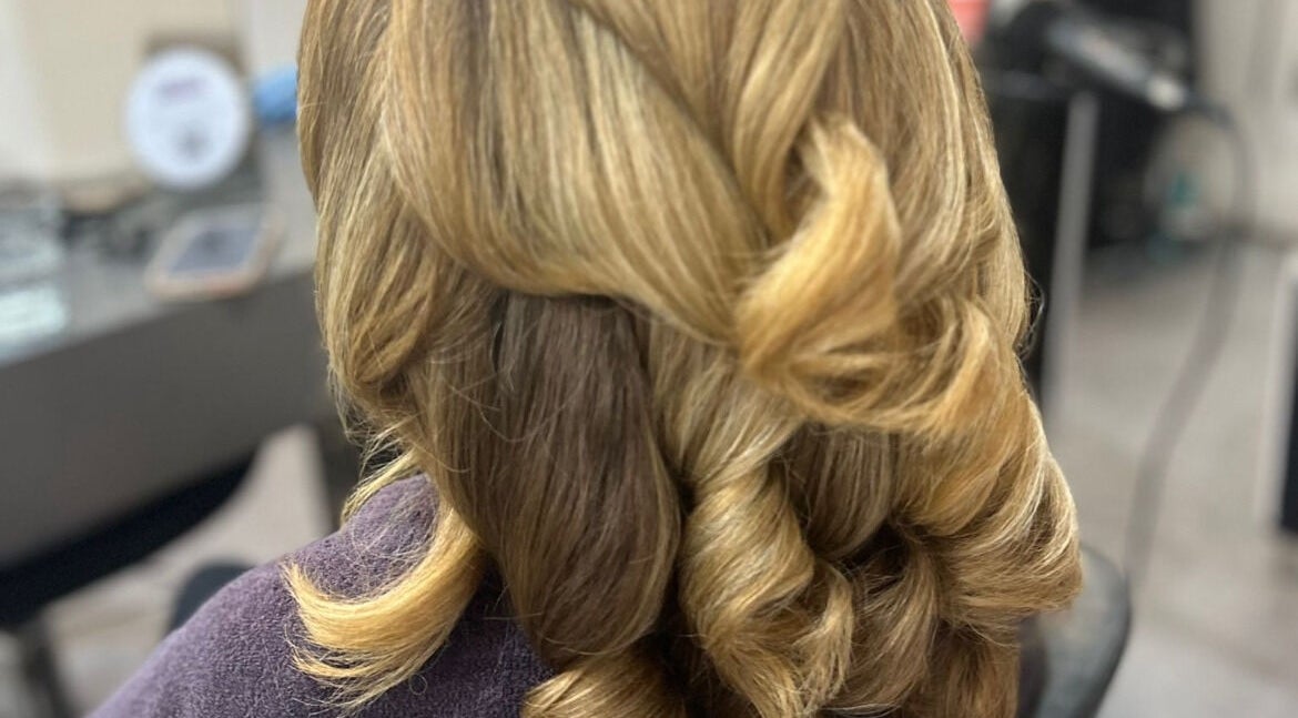 Stylish braid hairstyle at Hairbykatiejb.x in Chalfont Saint Peter, England, GB, showcasing expert hairstyling.