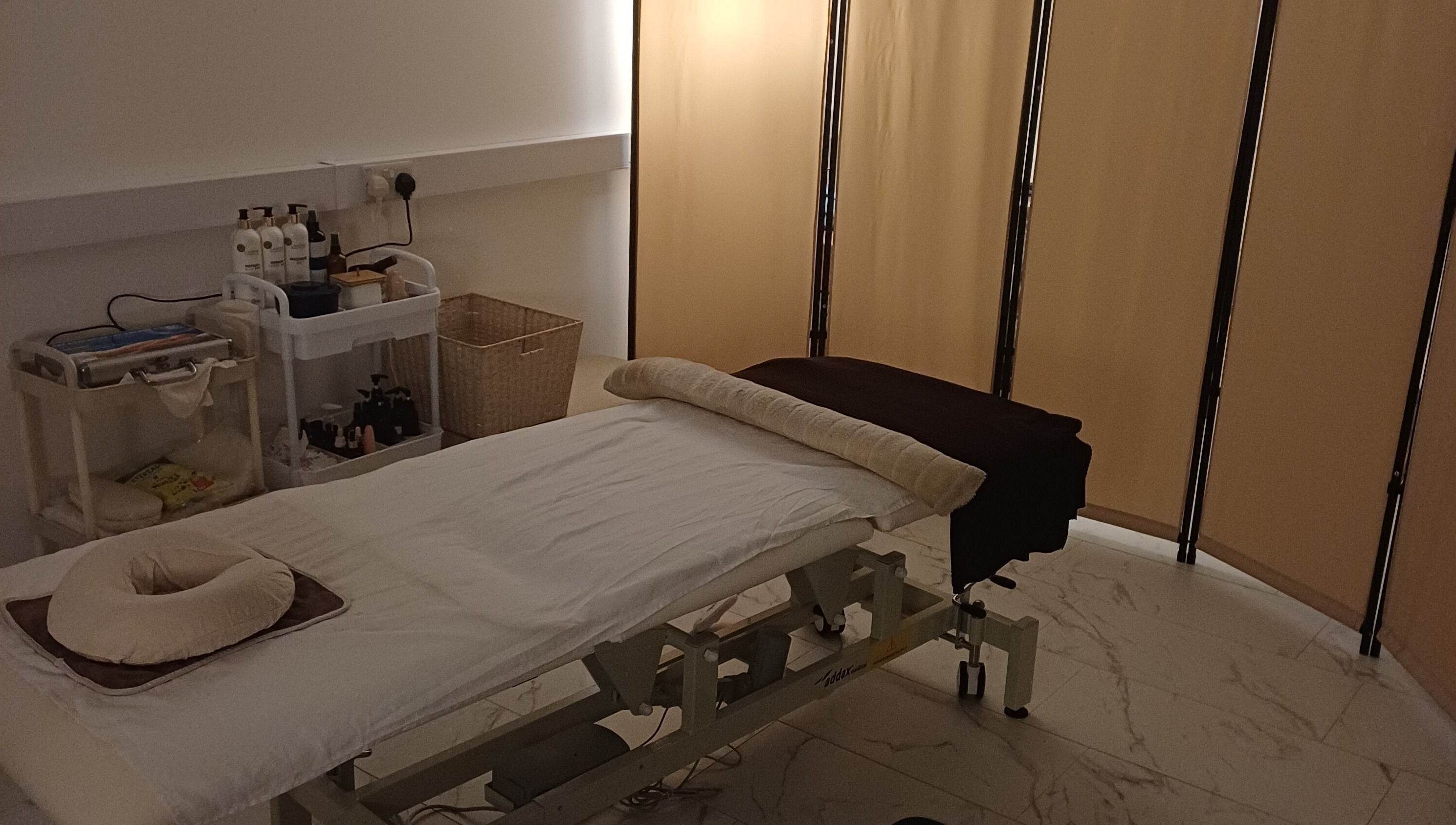 Pokój zabiegowy Kobido Effect w Mansfield, England, GB oferujący relaksujące doświadczenia wellness.