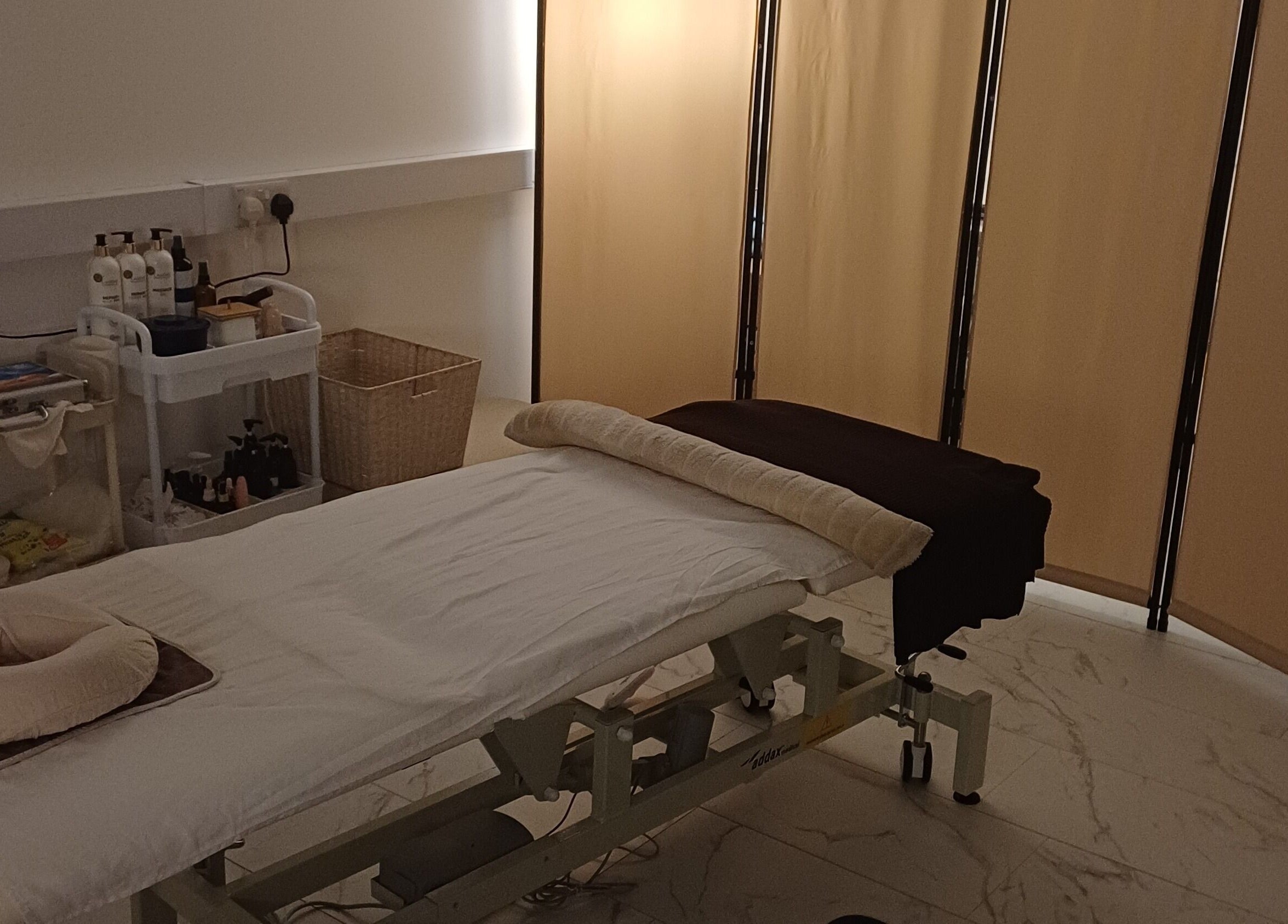 Pokój zabiegowy Kobido Effect w Mansfield, England, GB oferujący relaksujące doświadczenia wellness.