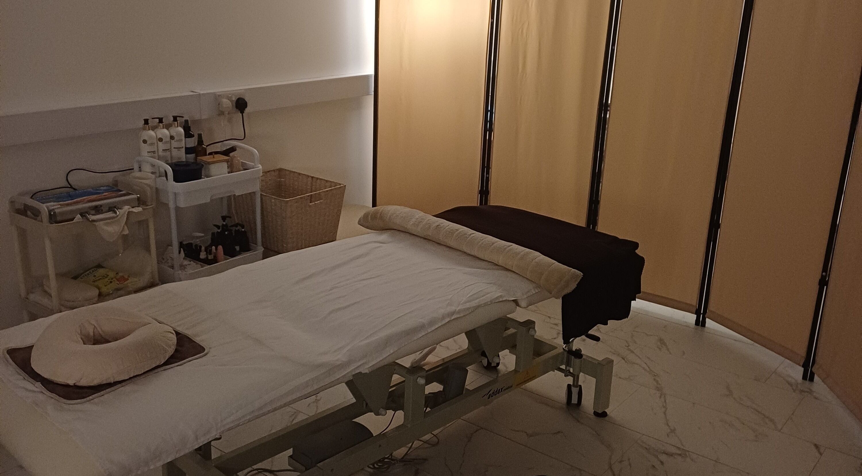 Pokój zabiegowy Kobido Effect w Mansfield, England, GB oferujący relaksujące doświadczenia wellness.