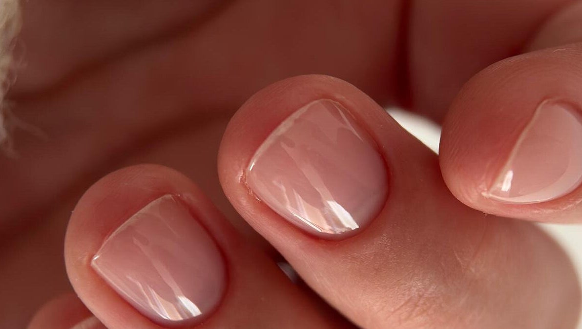 Manucure élégante à Mimosa Ongles - Manucure russe, Tarnos, Nouvelle-aquitaine, FR.