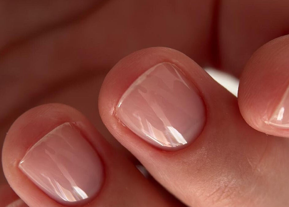 Manucure élégante à Mimosa Ongles - Manucure russe, Tarnos, Nouvelle-aquitaine, FR.