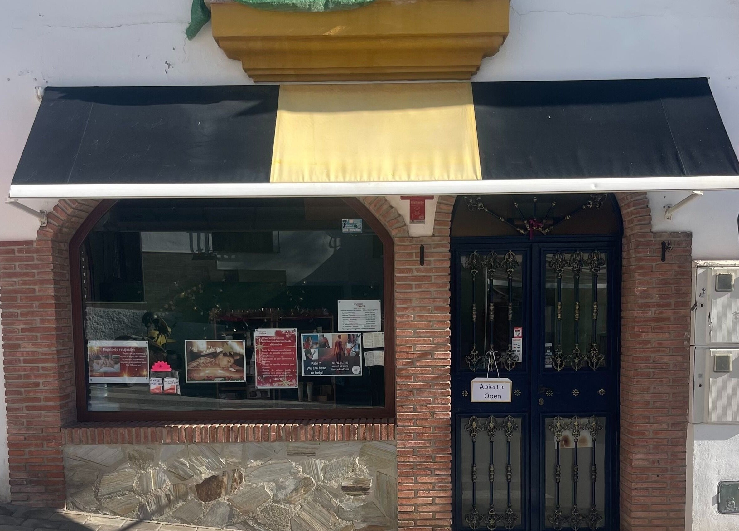 Front view of ASCENT-THERAPIES AT ALORA in MALAGA, ANDULUCIA, ES showing a welcoming entrance.