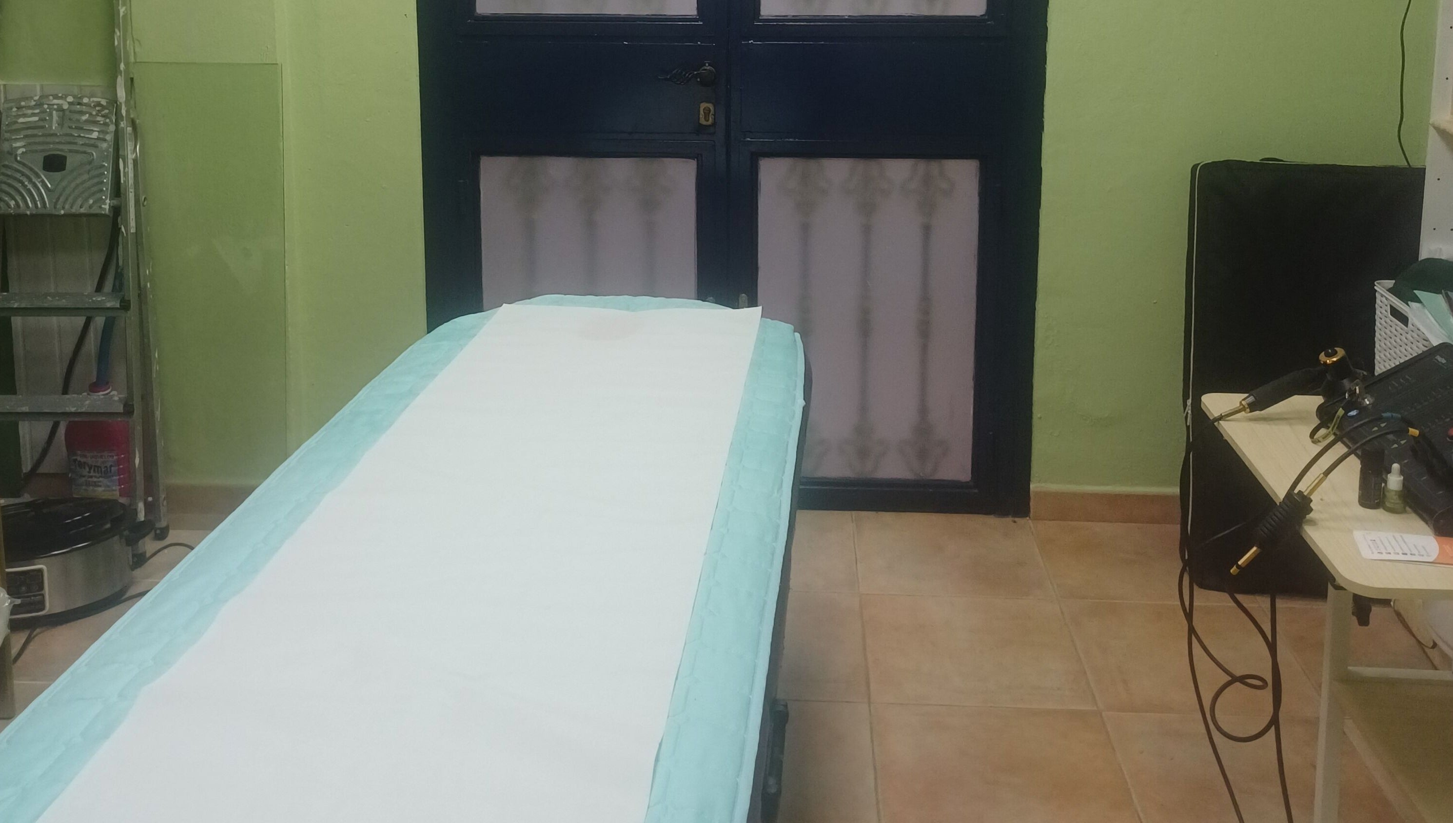 Tranquil therapy room at ASCENT-THERAPIES AT ALORA, offering relaxation in Álora, Andalucía, ES.