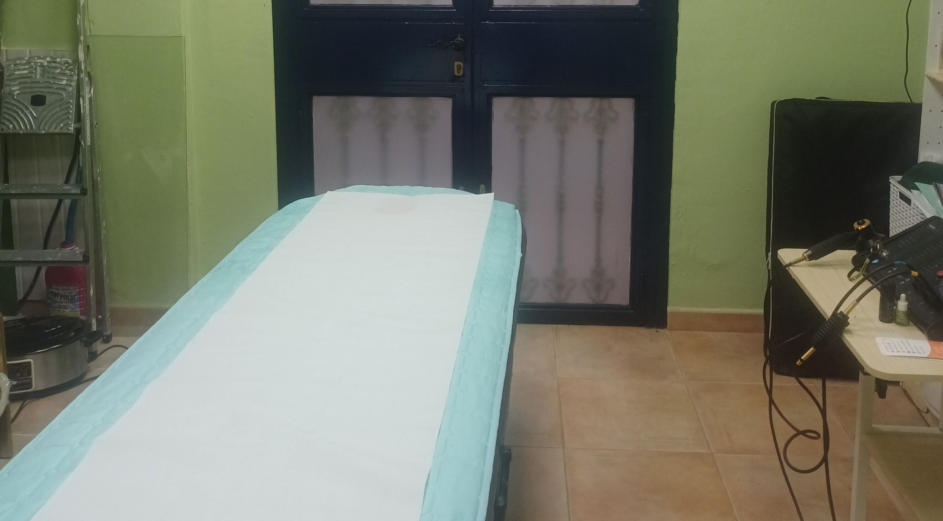 Tranquil therapy room at ASCENT-THERAPIES AT ALORA, offering relaxation in Álora, Andalucía, ES.