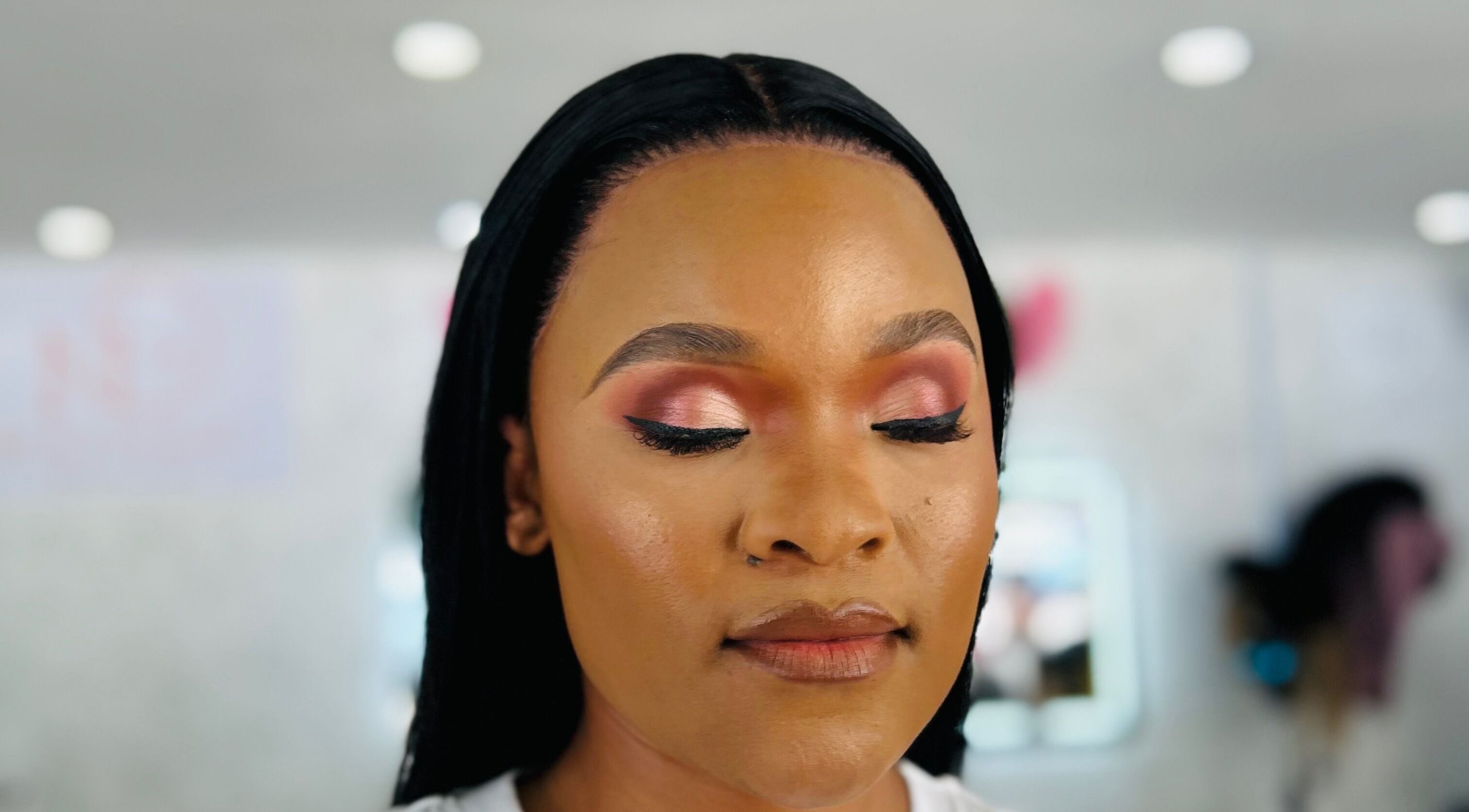 Elegant eyeshadow makeup at Nathari Beauty Studio, Durban, ZA, showcasing professional artistry.