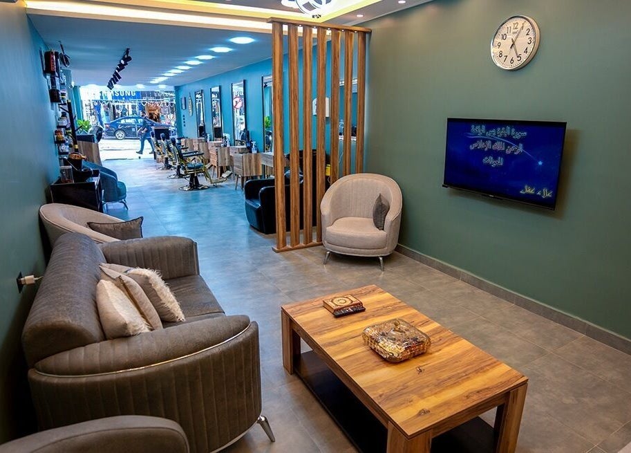 مدخل أنيق في LE ELITE، عمان، محافظة عمان، JO، يعكس الفخامة الحديثة والراحة.