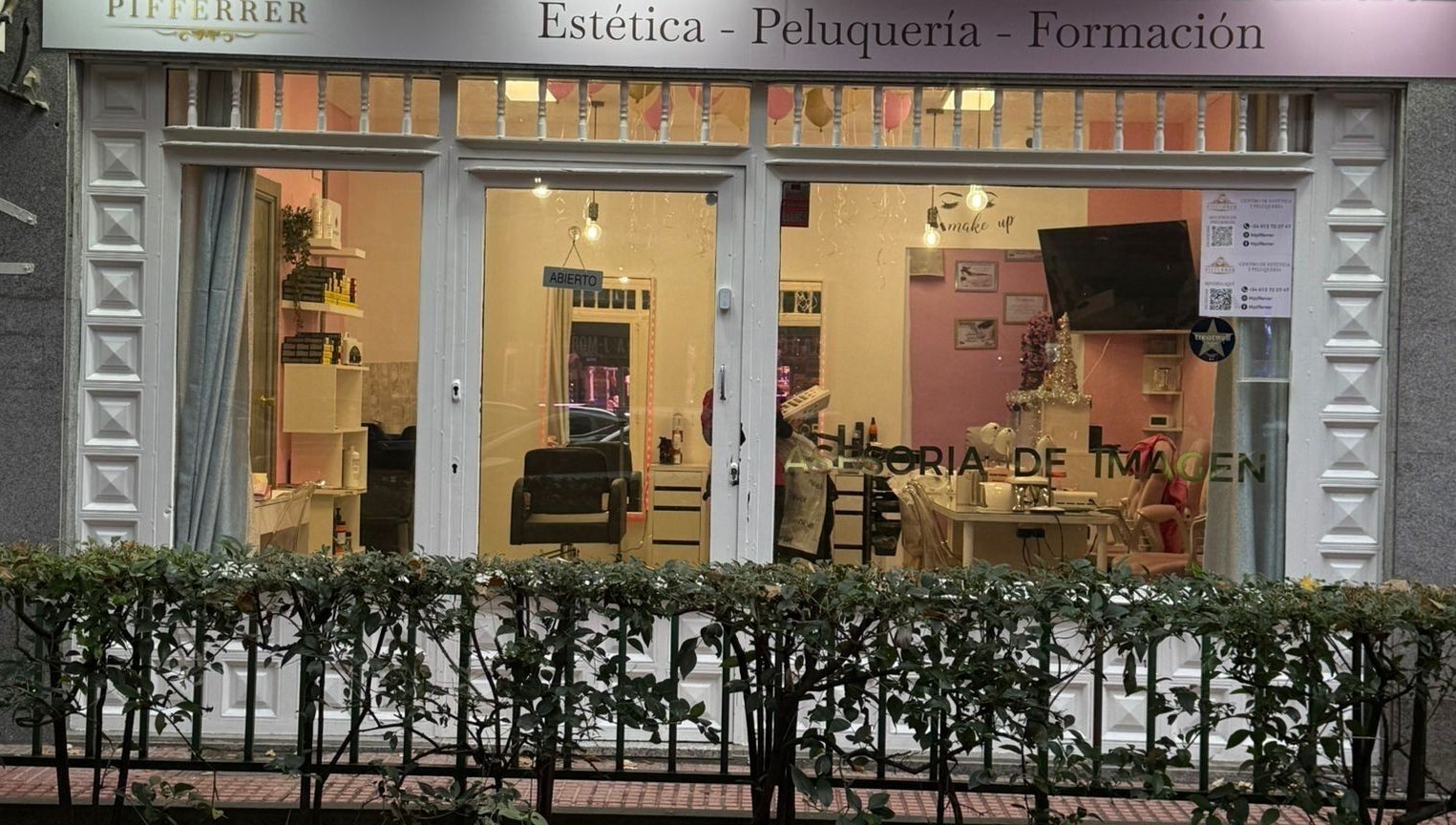 Fachada del CENTRO DE BELLEZA PIFFERRER en Alcalá De Henares, Comunidad De Madrid, ES.