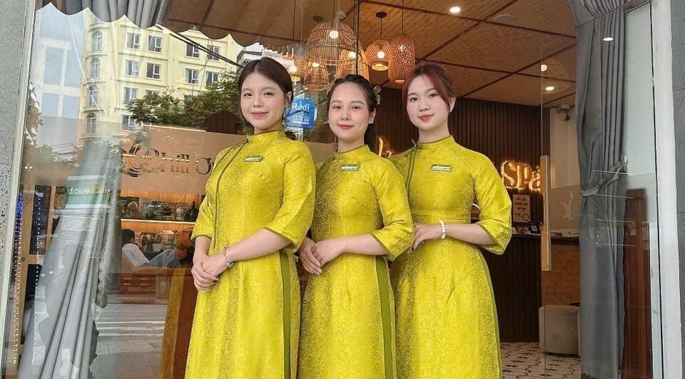 Staff at Chill Out Spa & Massage - 60 Do Ba, Ngu Hanh Son, Da Nang, Viet Nam, Đà Nẵng, Đà Nẵng, VN.