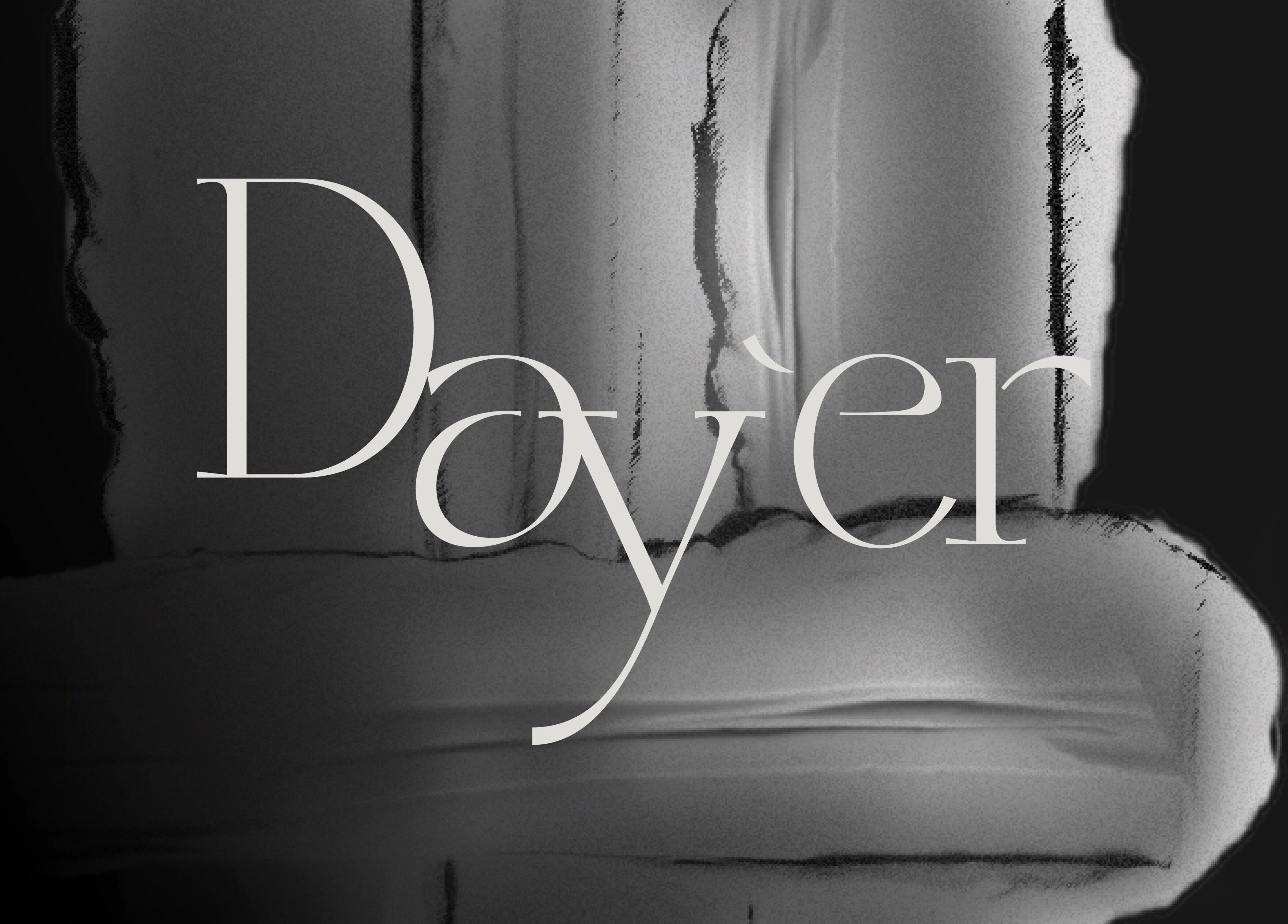 Sleek monochrome design for Dayer, 서울특별시, KR, showcasing modern beauty aesthetics.